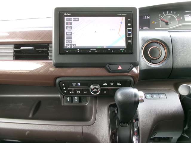 ホンダ Ｎ　ＢＯＸ ６６０ Ｇ Ｌ ホンダセンシング カッパーブラウンスタイル ４ＷＤ R1年 (東北) 99