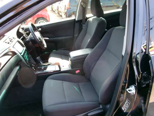 トヨタ カムリ　ハイブリッド ２．５ Ｇパッケージ H27年 (東北) 99