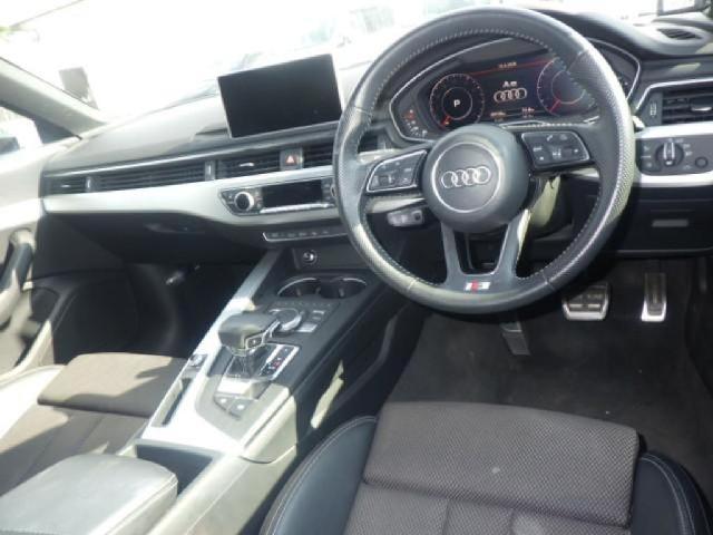 アウディ Ａ５　スポーツバック ４０ ＴＦＳＩ スポーツ Ｓラインパッケージ H30年 (四国) 99