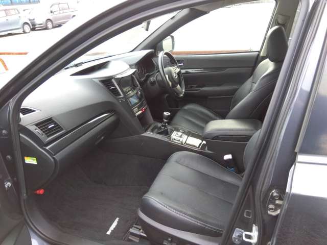 スバル レガシィＢ４ ２．５ ＧＴ Ｓパッケージ ４ＷＤ H23年 (四国) 99