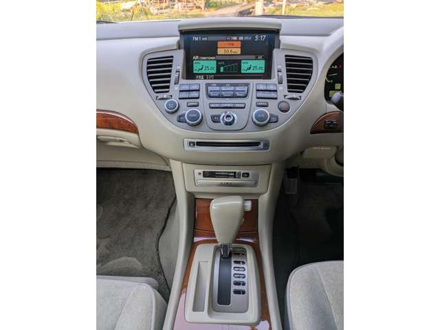 日産 シーマ ４．５ ４５０Ｘ ＦＯＵＲ ４ＷＤ H19年 (四国) 99