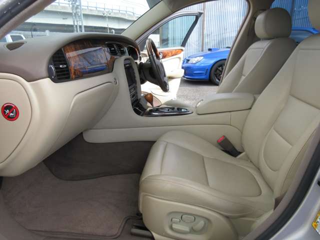 ジャガー ＸＪ ＸＪ８ ３．５ H17年 (四国) 99