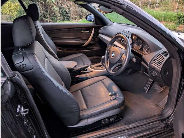 ＢＭＷ １シリーズ １２０Ｉ H22年 (四国) 99