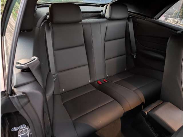 ＢＭＷ １シリーズ １２０Ｉ H22年 (四国) 99