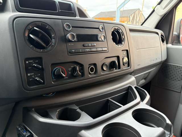フォード エコノライン Ｅ－１５０ＸＬＴ H24年 (東北) 99
