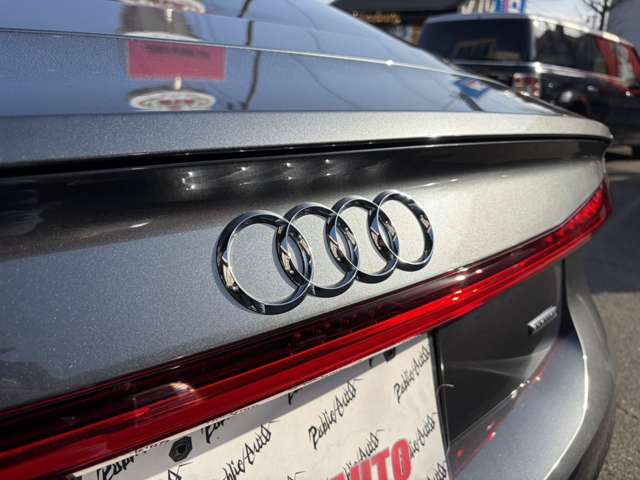 アウディ Ａ７　スポーツバック ４０ ＴＤＩ クワトロ Ｓラインパッケージ ディーゼルターボ ４ＷＤ R3年 (東北) 99