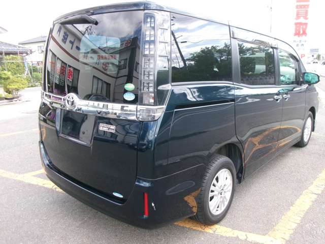 トヨタ ヴォクシー ２．０ Ｖ ４ＷＤ H26年 (東北) 99