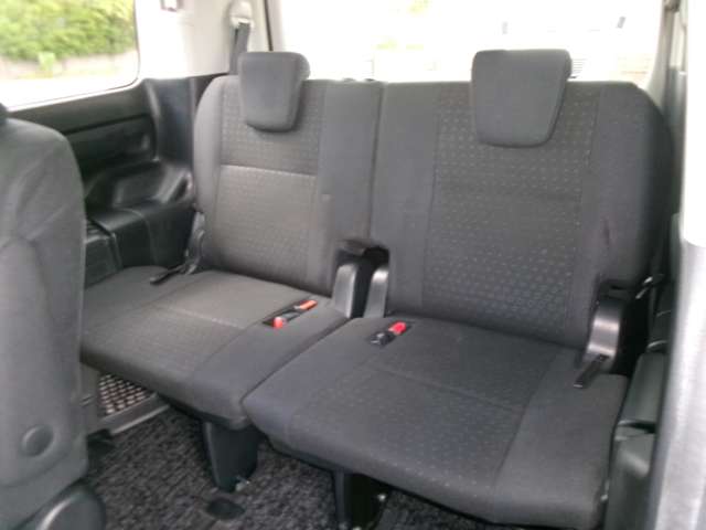 トヨタ ヴォクシー ２．０ Ｖ ４ＷＤ H26年 (東北) 99