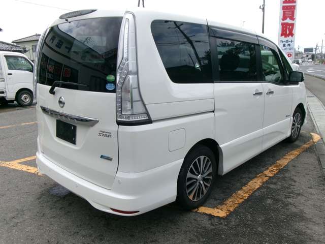 日産 セレナ ２．０ ハイウェイスター Ｓ－ＨＹＢＲＩＤ H26年 (東北) 99