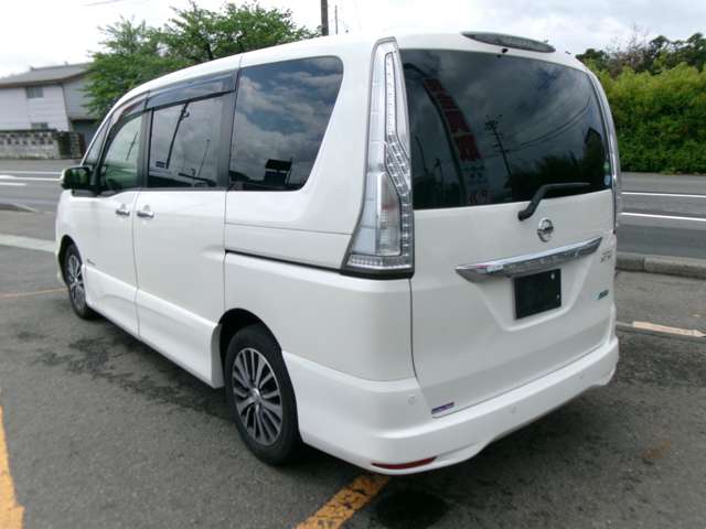 日産 セレナ ２．０ ハイウェイスター Ｓ－ＨＹＢＲＩＤ H26年 (東北) 99