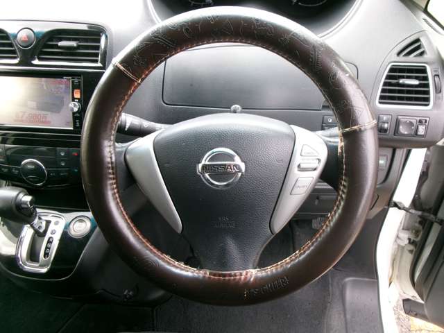 日産 セレナ ２．０ ハイウェイスター Ｓ－ＨＹＢＲＩＤ H26年 (東北) 99