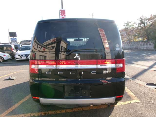 三菱 デリカ　Ｄ：５ ２．４ Ｇ ナビパッケージ ４ＷＤ H22年 (東北) 99