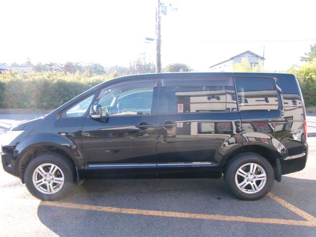 三菱 デリカ　Ｄ：５ ２．４ Ｇ ナビパッケージ ４ＷＤ H22年 (東北) 99