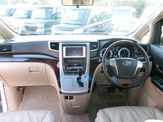 トヨタ ヴェルファイア ２．４ Ｘ ４ＷＤ H25年 (東北) 99