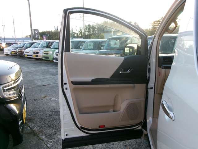 トヨタ ヴェルファイア ２．４ Ｘ ４ＷＤ H25年 (東北) 99
