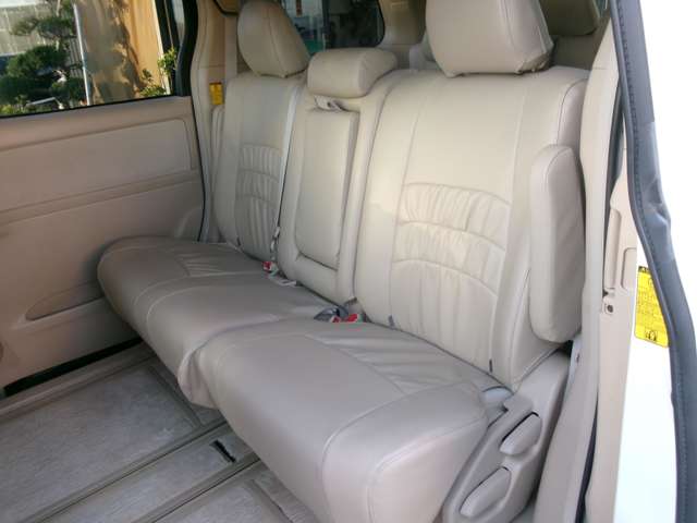 トヨタ ヴェルファイア ２．４ Ｘ ４ＷＤ H25年 (東北) 99