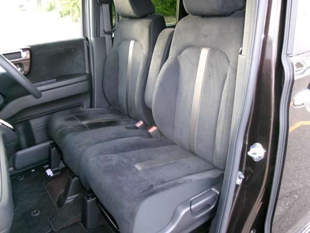 ホンダ Ｎ　ＢＯＸ カスタム ６６０ Ｇ Ｌ ホンダセンシング ４ＷＤ H30年 (東北) 99