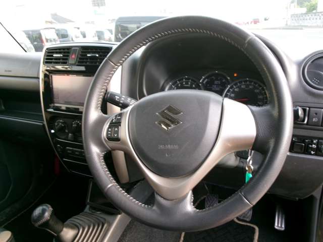 スズキ ジムニー ６６０ ランドベンチャー ４ＷＤ H29年 (東北) 99