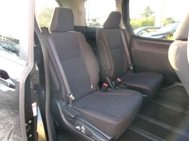 トヨタ ヴォクシー ２．０ Ｘ ４ＷＤ H27年 (東北) 99