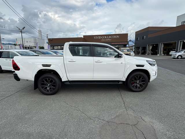 トヨタ ハイラックス ２．４ Ｚ ＧＲスポーツ ディーゼルターボ ４ＷＤ R4年 (東北) 99