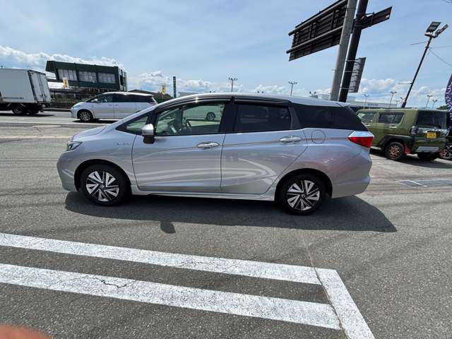 ホンダ シャトル １．５ ハイブリッド H30年 (東北) 99