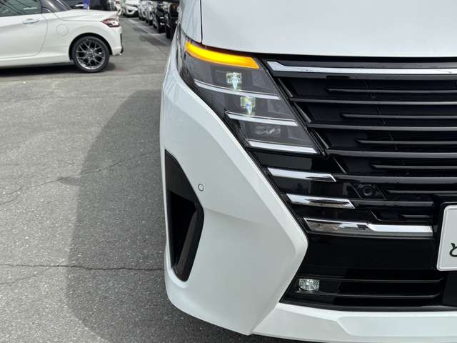 日産 セレナ ２．０ ハイウェイスターＶ ４ＷＤ R5年 (東北) 99