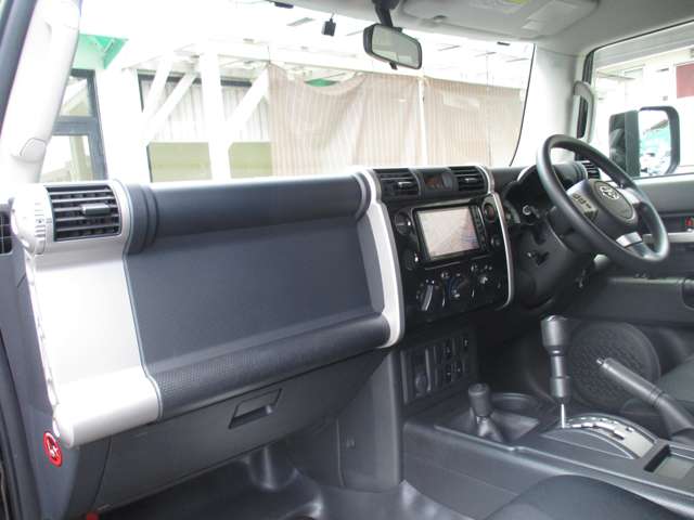 トヨタ ＦＪ　クルーザー ４．０ ４ＷＤ H24年 (九州・沖縄) 99