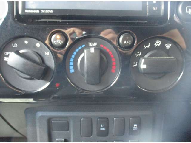 トヨタ ＦＪ　クルーザー ４．０ ４ＷＤ H24年 (九州・沖縄) 99