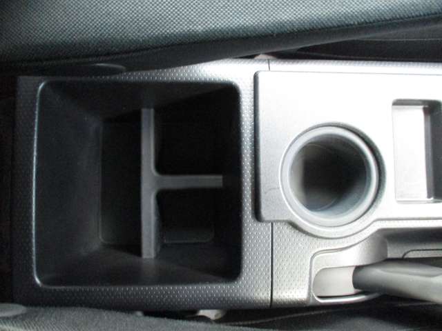 トヨタ ＦＪ　クルーザー ４．０ ４ＷＤ H24年 (九州・沖縄) 99