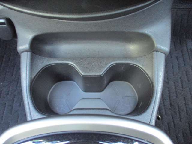 日産 ノート １．２ Ｅ－ＰＯＷＥＲ Ｘ H29年 (九州・沖縄) 99