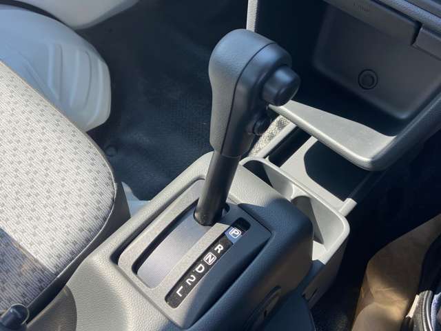 スズキ キャリイトラック ６６０ 垂直式ゲートリフター ３方開 ４ＷＤ R8年 (九州・沖縄) 99
