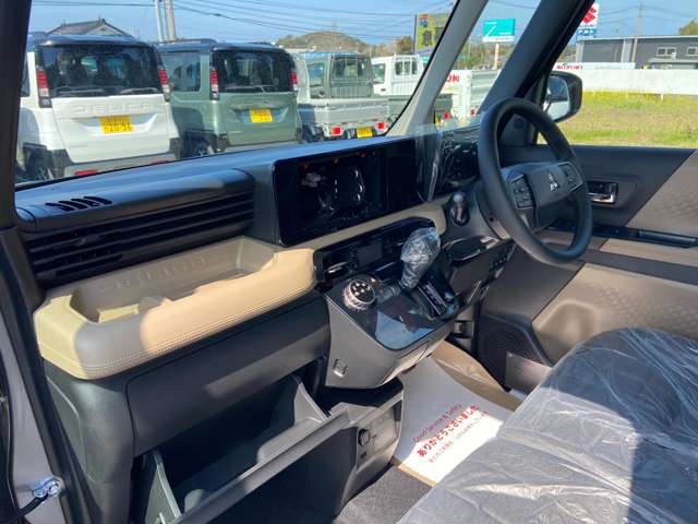 三菱 デリカ　ミニ ６６０ Ｇ プレミアム R8年 (九州・沖縄) 99