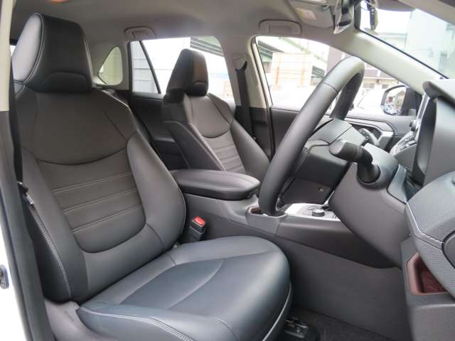 トヨタ ＲＡＶ４ ２．５ ハイブリッド Ｇ Ｅ－ＦＯＵＲ ４ＷＤ R3年 (東海) 99