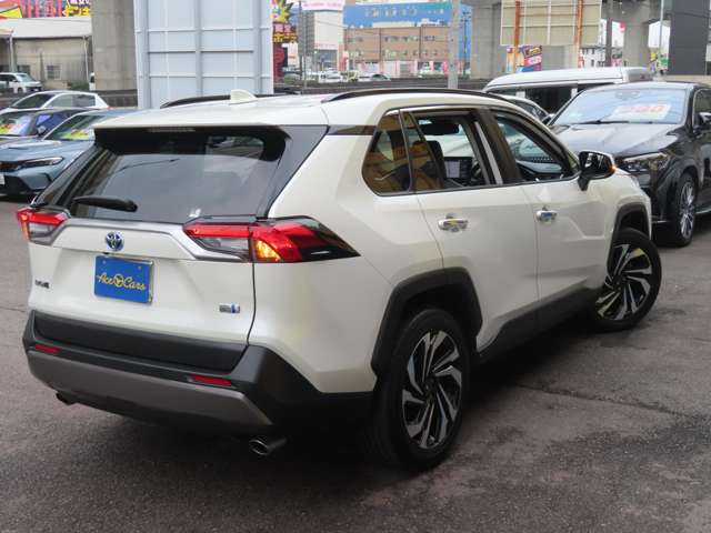 トヨタ ＲＡＶ４ ２．５ ハイブリッド Ｇ Ｅ－ＦＯＵＲ ４ＷＤ R3年 (東海) 99