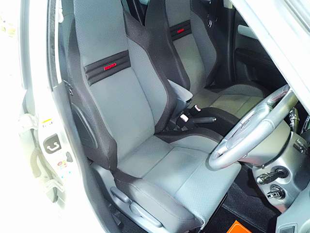 スズキ スイフト １．６ スポーツ H21年 (東海) 99
