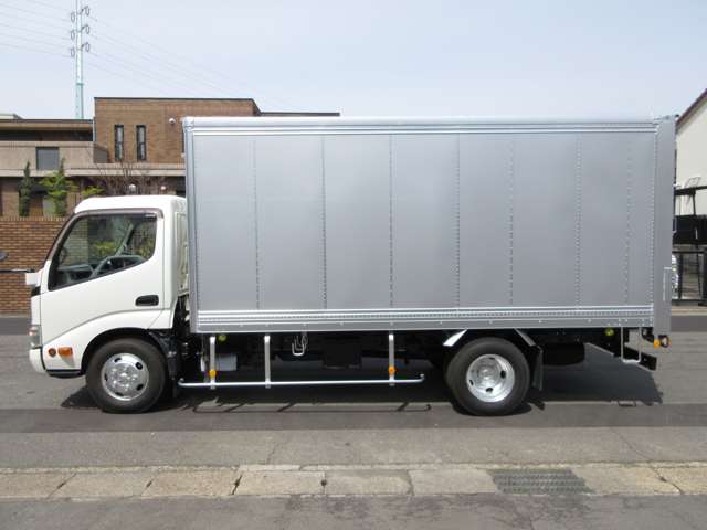 日野自動車 デュトロ アルミバン H23年 (東海) 99