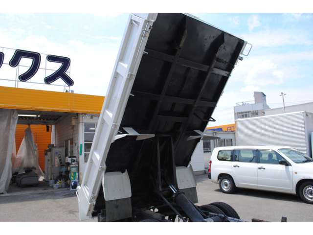 いすゞ エルフ ３．０ 強化ダンプ フルフラットロー ディーゼルターボ H30年 (東海) 99