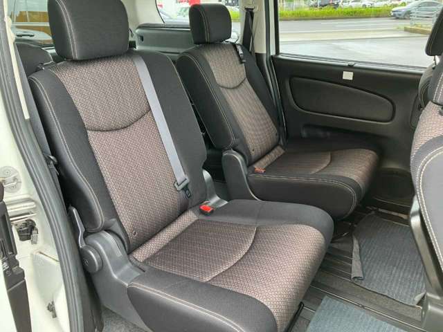 日産 セレナ ２．０ ハイウェイスター Ｖセレクション＋ＳＡＦＥＴＹ Ｓ－ＨＹＢＲＩＤ アドバンストセーフティ ＰＫＧ H27年 (四国) 99