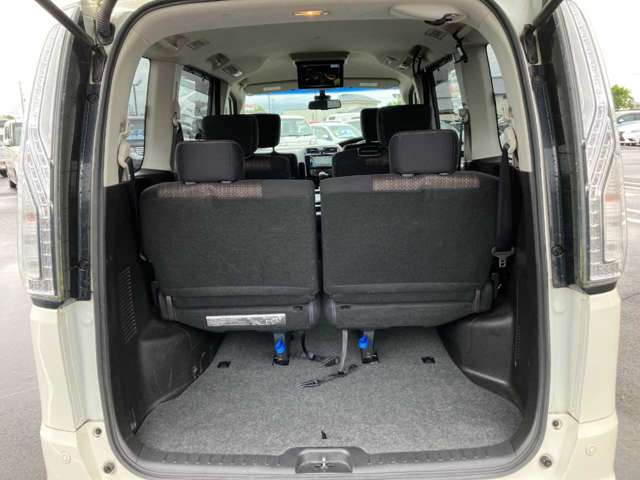 日産 セレナ ２．０ ハイウェイスター Ｖセレクション＋ＳＡＦＥＴＹ Ｓ－ＨＹＢＲＩＤ アドバンストセーフティ ＰＫＧ H27年 (四国) 99