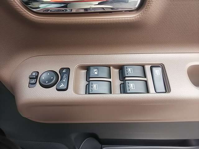 ダイハツ ムーヴ　キャンバス ６６０ セオリー Ｘ R7年 (関東) 99