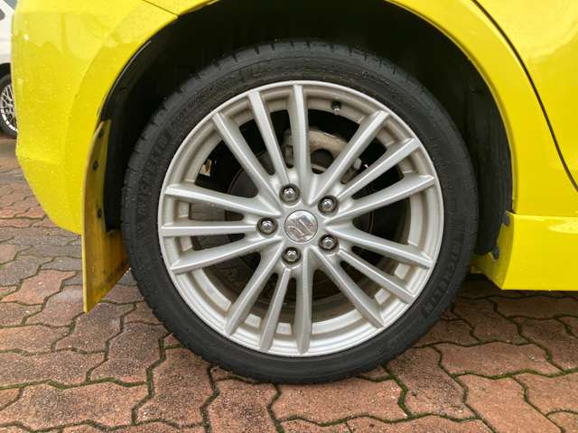 スズキ スイフト １．６ スポーツ H26年 (関東) 99