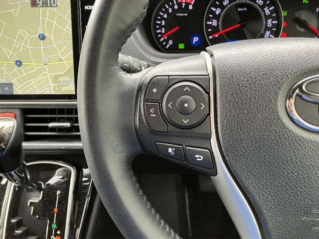 トヨタ ノア ２．０ ＳＩ ＷＸＢＩＩＩ R3年 (関東) 99