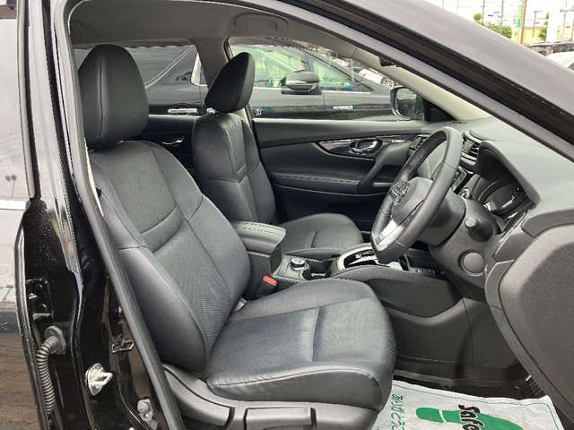 日産 エクストレイル ２．０ ２０ＸＩ ２列車 ４ＷＤ H30年 (関東) 99