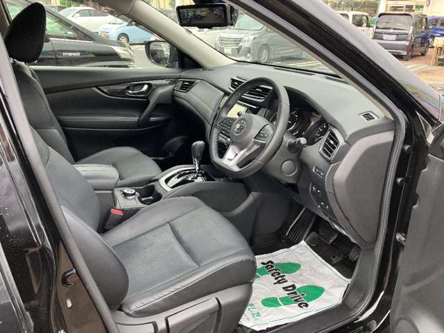 日産 エクストレイル ２．０ ２０ＸＩ ２列車 ４ＷＤ H30年 (関東) 99