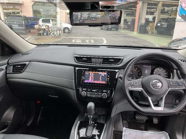 日産 エクストレイル ２．０ ２０ＸＩ ２列車 ４ＷＤ H30年 (関東) 99