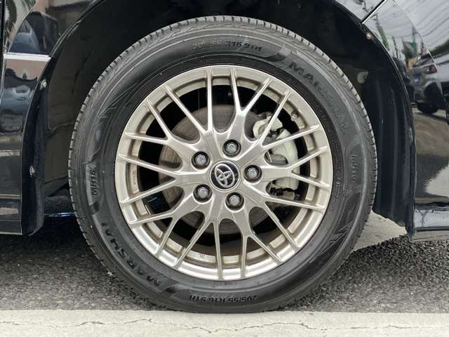 トヨタ ヴォクシー １．８ ハイブリッド ＺＳ 煌ＩＩＩ R2年 (関東) 99
