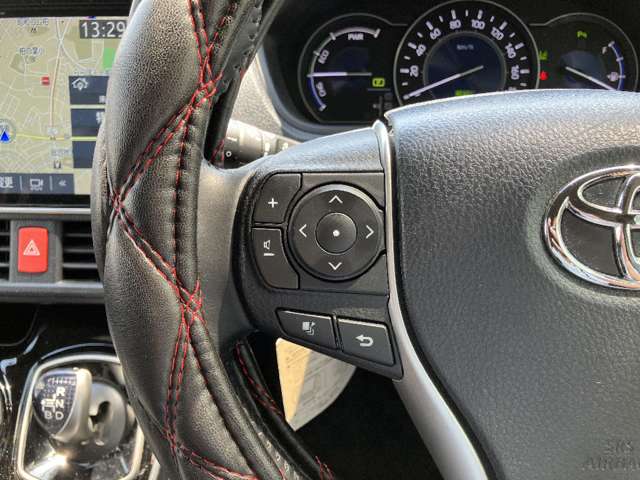 トヨタ ヴォクシー １．８ ハイブリッド ＺＳ 煌ＩＩ R2年 (関東) 99