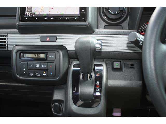 ホンダ Ｎ−ＶＡＮ ６６０ ＋スタイル ファン ホンダセンシング ４ＷＤ R2年 (関東) 99