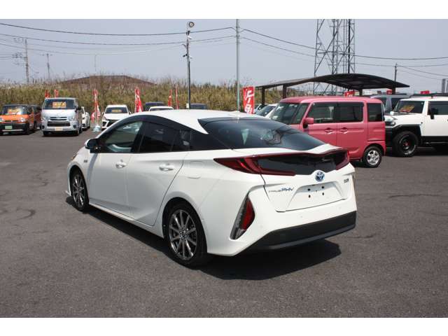 トヨタ プリウスＰＨＶ １．８ Ａ R1年 (関東) 99