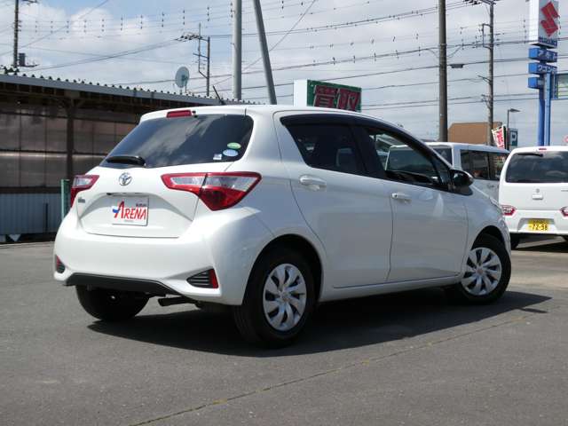 トヨタ ヴィッツ １．３ Ｆ H29年 (関東) 99